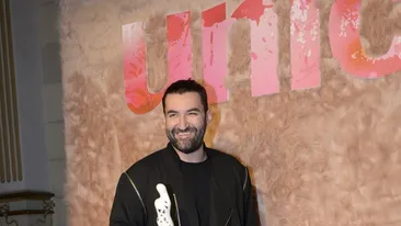 Smiley, filmat în pădure cu o cântăreaţă de la noi. Scenele de amor au fost văzute chiar şi de Gina Pistol