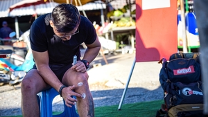 Accidentări în lanț la Asia Express! Liviu Vârciu și Vica Blochina, plini de sânge. Au avut nevoie de îngrijiri medicale