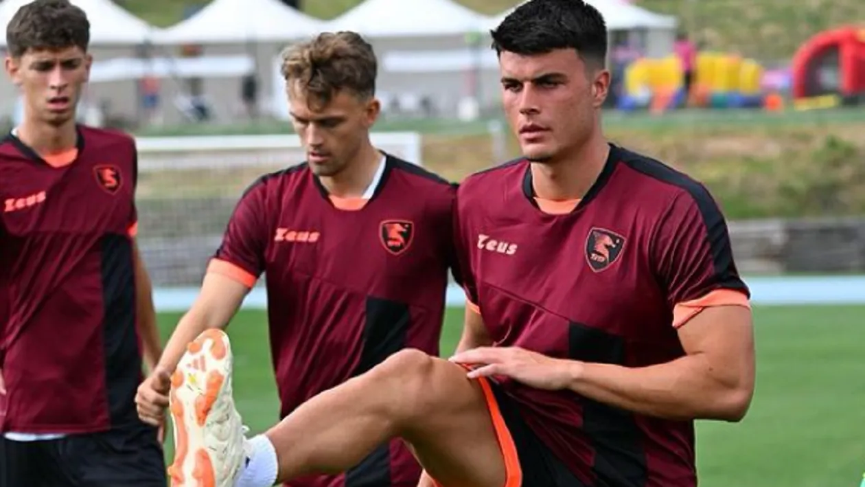 Un fotbalist de origine română a scăpat ca prin minune dintr-un accident, în Italia. E jucătorul unei echipe din prima ligă