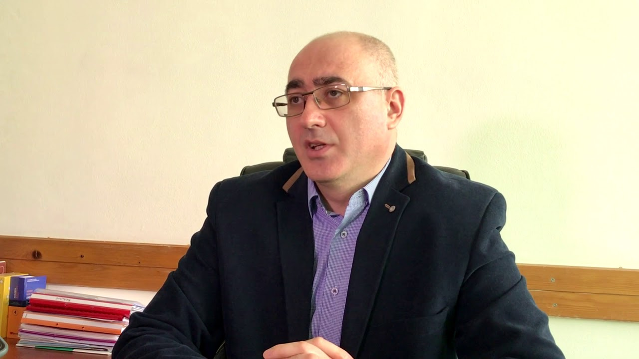 Marius Niculescu, managerul Spitalului Județean din Ploiești, prins cu nereguli de ministrul Sorina Pintea