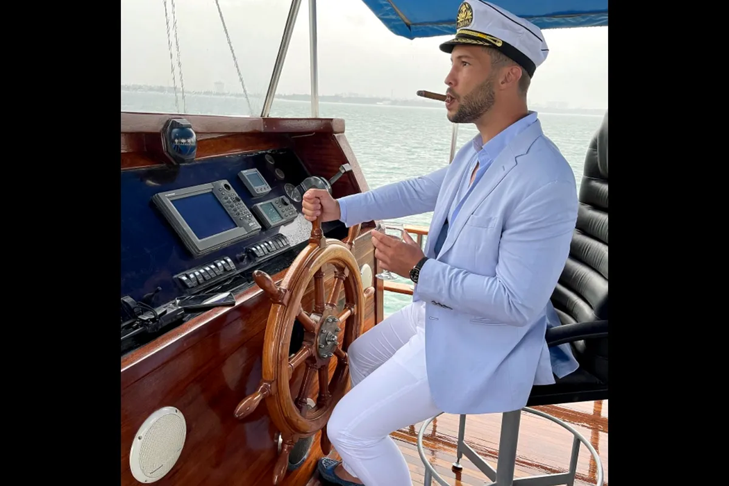Tristan Tate afișează o imagine demnă de filmele de la Hollywood / foto: Instagram