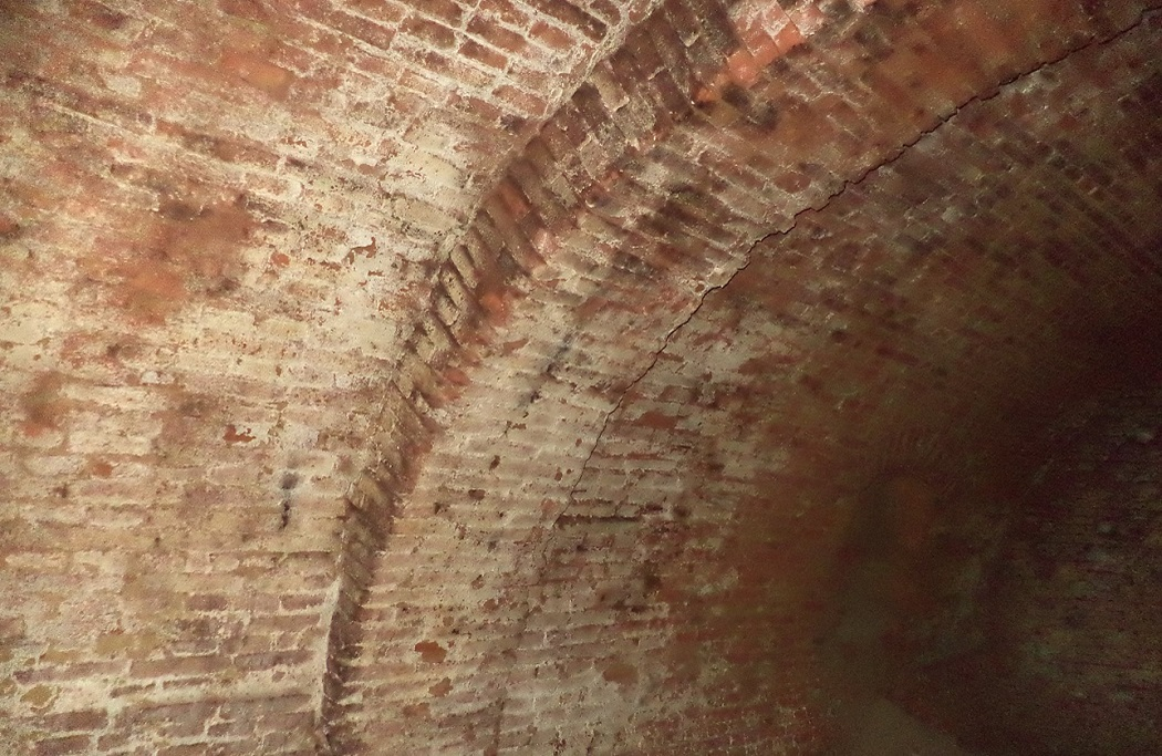 În Focşaniul de altădată existau sute de tuneluri
