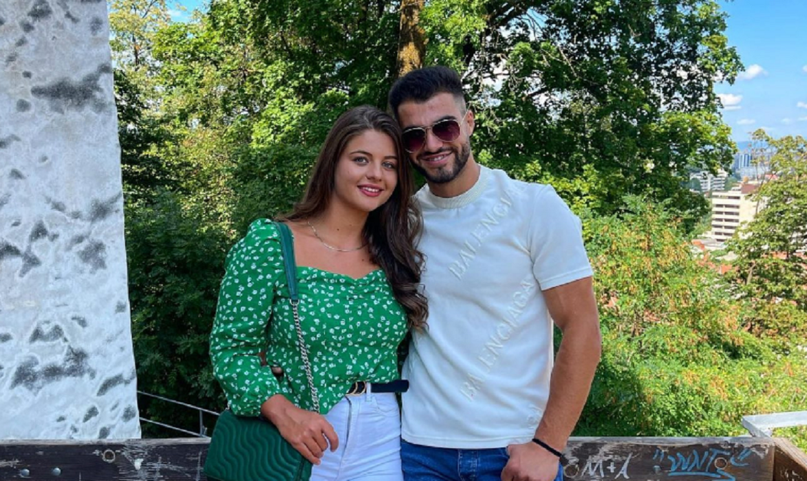 Iancu și-a cerut iubita în căsătorie / (Sursa: Instagram)