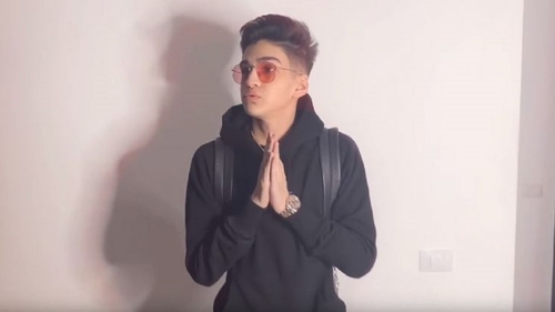 Adevărul despre Abi Talent a ieșit la iveală. Ce program folosește ca să pară că are voce