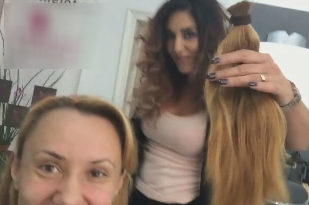 Oana Ioniţă s-a tuns scurt! Fosta „bebeluşă” a spus ce va face cu părul ei din care poate fi făcută o perucă