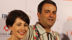 Cu vin alb si lumanari pe masa! Lucian Mandruta si-a scos sotia la o cina romantica!