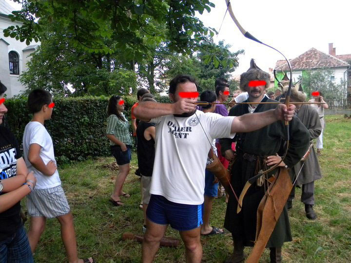 Cupidon l-a săgetat pe preotul însurat