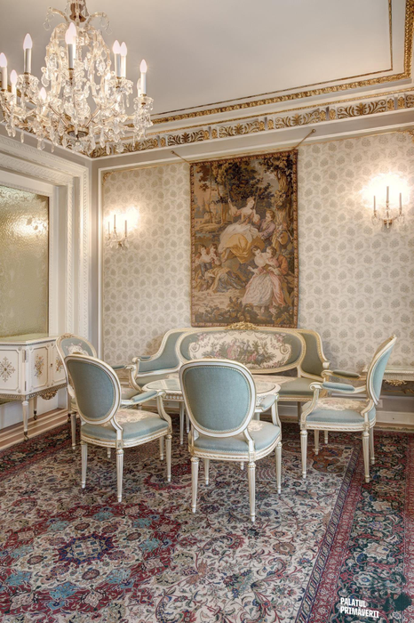 Cum arată apartamentul de milioane de euro în care a stat Zoia Ceaușescu? Locuința din Palatul Primăverii e o adevărată piesă de artă