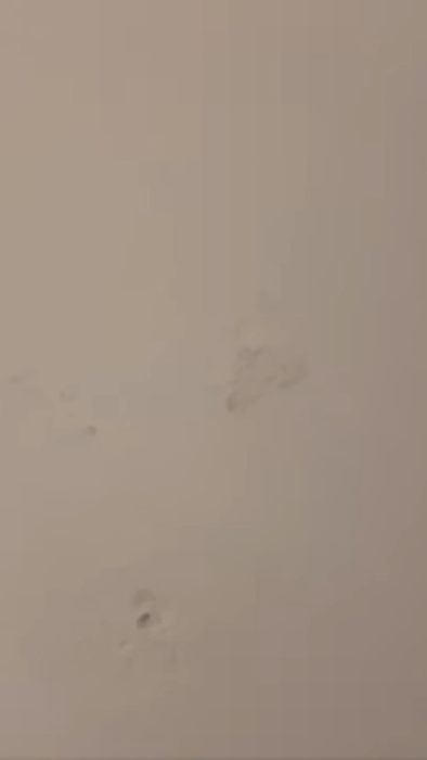 Comentariile nu au întârziat să apară după ce tânara a postat acele imagini cu un puternic impact emoțional.