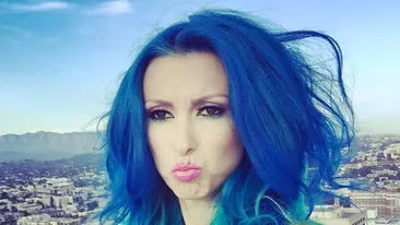 ”La 12 ani, tatăl meu...”. ANDREEA BĂLAN a mers la psiholog 

