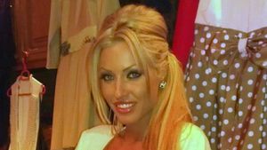 Si-a luat o fustă prea scurtă, iar camera de filmat a surprins ASTA! Cum a fost filmată Loredana Chivu, in direct