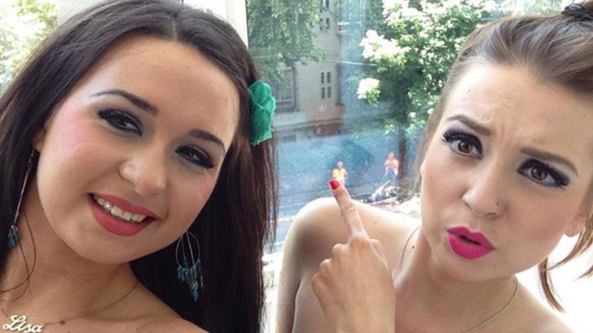 Cel mai mare secret al surorilor de la Roller Sis! Relatia lesbiana pe care o au e minciuna pe langa asta