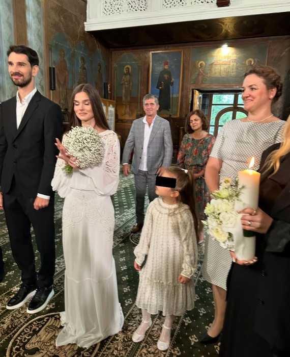 Imagini senzaționale de la nunta lui Theo Rose cu Anghel Damian, proaspăt publicate de Codin Maticiuc. Fiica lui a fost…