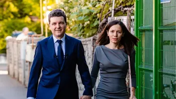 Nicușor Dan a publicat declarația de avere a Mirabelei Grădinaru! Ce bunuri deține partenera președintelui