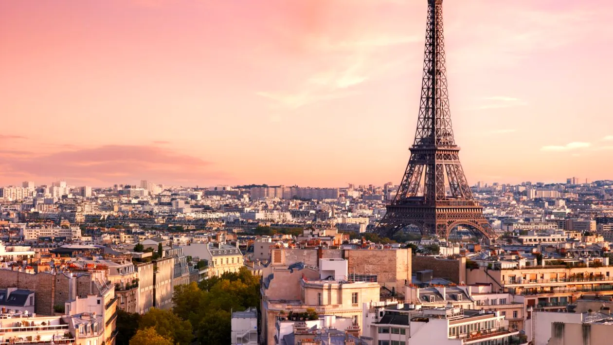 Noi măsuri în Franța din cauza exploziei de cazuri. Parisul, la un pas de lockdown