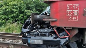 Tânăr din Iași, mort în urma unui accident feroviar. Ar fi așteptat pe calea ferată venirea trenului