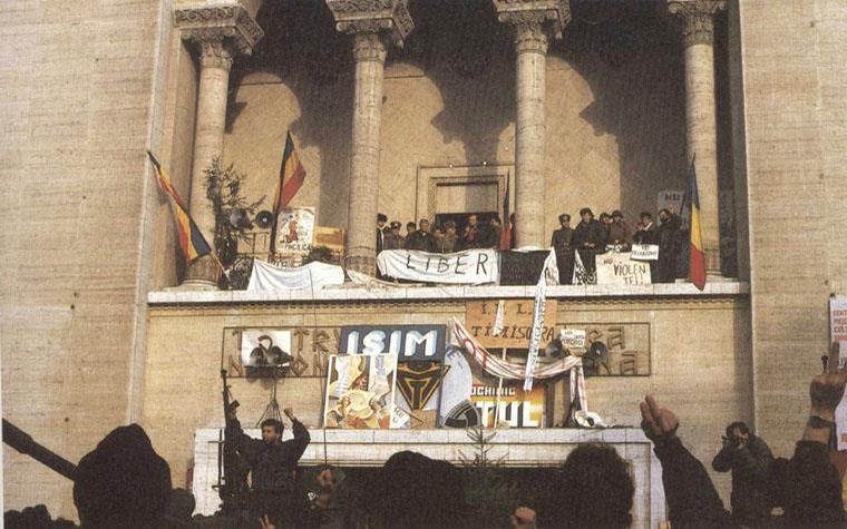 Imagini rare de la Revoluție. Ce s-a întâmplat, de fapt, în decembrie 1989