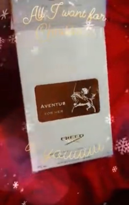Carmen Brumă a primit un parfum inedit