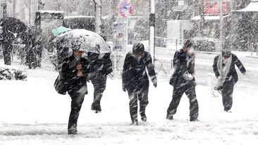ANM a făcut astăzi anunțul! Ninge în jumătate din România
