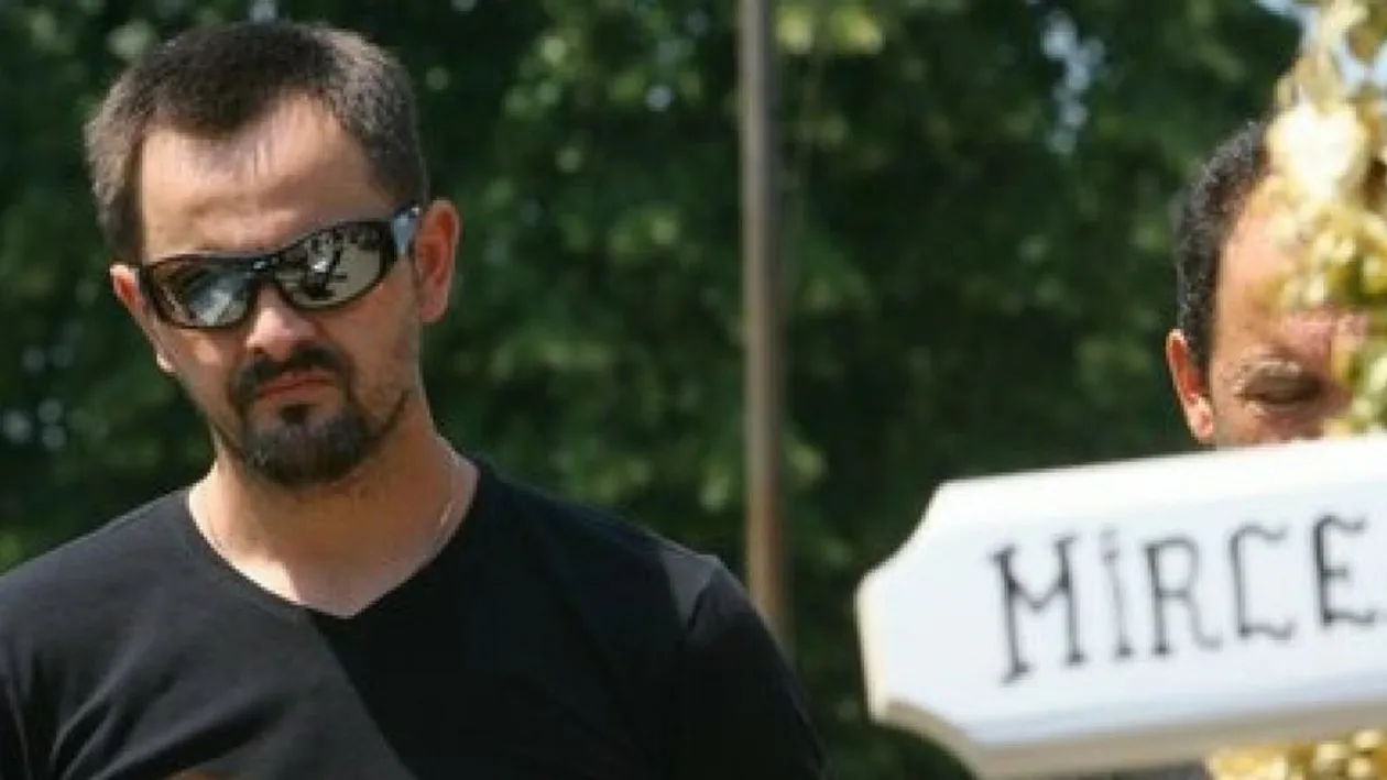 Fratele Mădălinei Manole, distrus de durere! Ce mesaj a transmis la un an de la moartea tatălui său