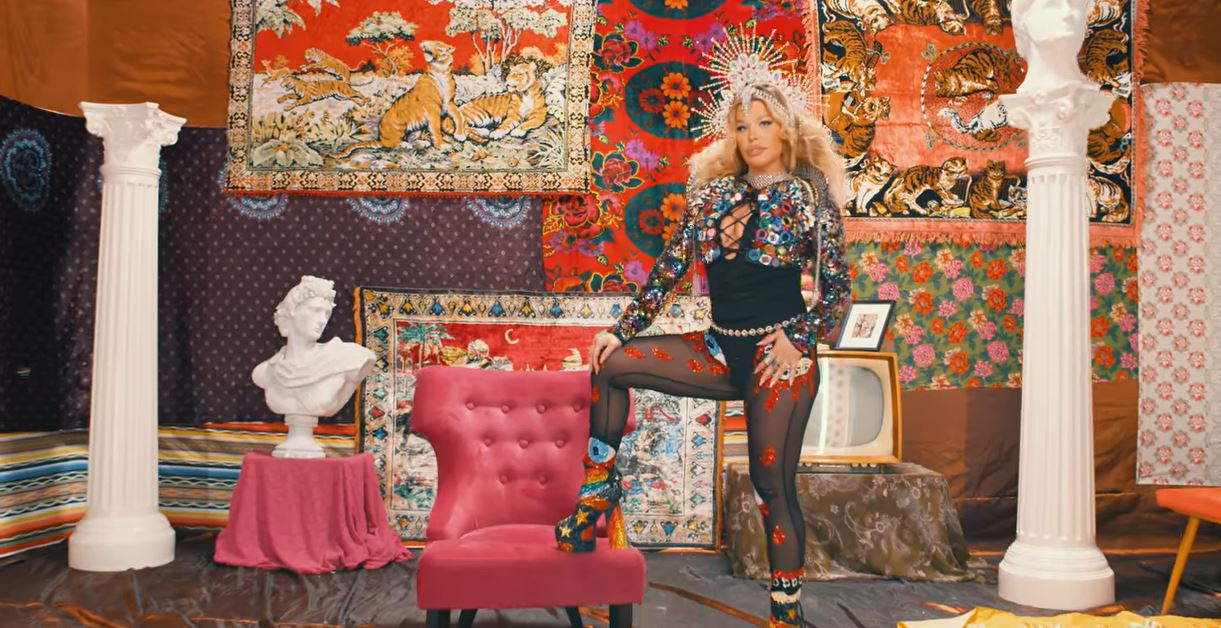Loredana Groza, melodii senzaționale alături de 10 dintre cei mai apreciați maneliști! Florin Salam și Vali Vijelie, printre artiștii pe care Costi Ioniță i-a convins să colaboreze | VIDEO