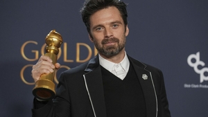 Sebastian Stan a câștigat premiul pentru cel mai bun actor la Globurile de Aur. Ce mesaj emoționant a transmis pentru România