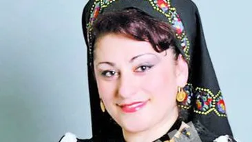Cunoscuta interpreta Ileana Laceanu il acuza pe directorul artistic al ansamblului Doina Gorjului: Si-a tras din bani si m-a terorizat psihic