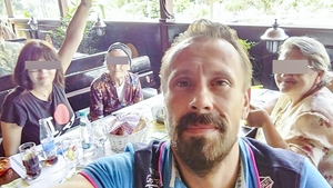 Milionarul din Brașov care și-a ucis bunica a fost eliberat! Unde a fost trimis pentru tratament