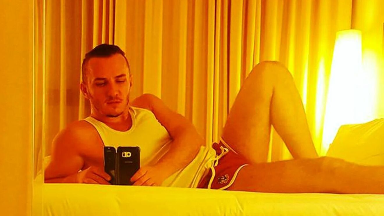 Mihai Trăistariu și-a recunoscut preferințele amoroase după ani de tăcere. Cântărețul nu s-a mai ferit să spună ce-i place la o femeie: „O să avem o familie numeroasă, 5-7 copii”