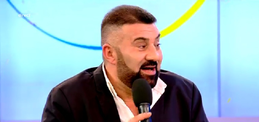 FOTO / Gestul ei i-a făcut pe mulţi să izbucnească în plâns! Ce i-a dăruit Simona Gherghe unei adolescente care suferă de o boală teribilă
