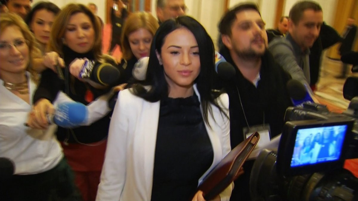 Corina a fost deputat PSD, iar acum face parte din organizația lui Victor Ponta