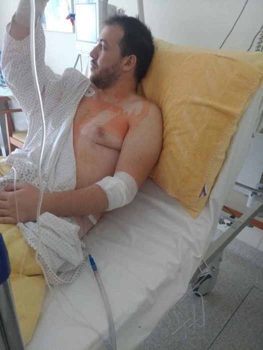 “Îmi doresc să trăiesc!” Daniel a aflat că are cancer, după o simplă răceală! Are nevoie, urgent, de bani pentru tratamente