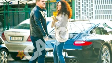 Stomatologul se poarta dragut cu Raluca Lazarut