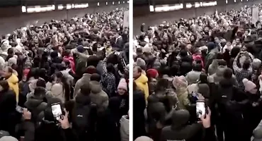 Imagini virale de la metrou, din noaptea de Revelion 2025. Ce strigau nepalezii de pe peron, am elucidat misterul!