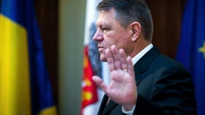 Cea mai mare gafa a campaniei pentru Iohannis! Ce a putut sa spuna despre profesorii care nu si-au putut lua 6 case