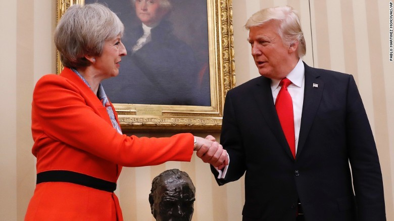 Gafă a lui Donald Trump! A vrut să îi scrie premierului britanic, dar…