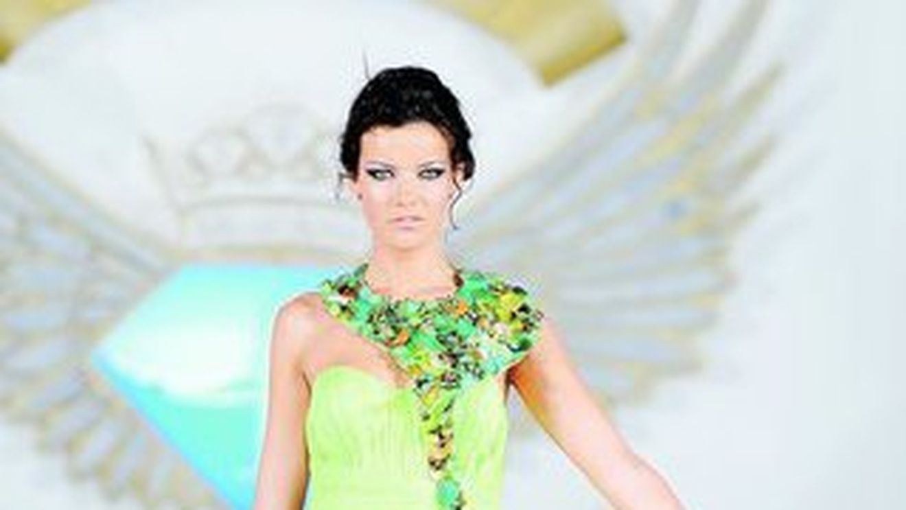 Rochiile Laurei Olteanu au facut senzatie in Liban! Succes si peste hotare