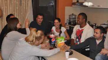 Andreea Ibacka este rasfatata de nasul ei, Razvan Fodor! A facut nasu' o ciorba de vacuta cu smantana de ne-am lins pe degete!