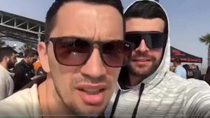 SPEAK ŞI FLICK, live la CANCAN.ro! Au spus ceea ce toţi ştiau: suntem site-ul nr. 1 din România