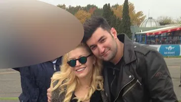 Loredana si Smiley au vrut sa isi faca o fotografie de colectie, dar cineva le-a stricat-o! Ce facea Bartos in spate