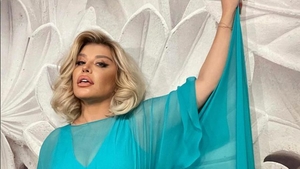 Loredana Groza, show incendiar într-un club din Londra. Cum a fost surprinsă artista după concert