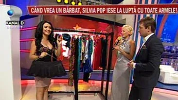 Uite ce ascunde Silvia Pop in dulapul ei de blonda seducatoare! Vezi cum arata sutienul de 850 de euro cumparat de la Cannes!