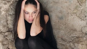 Drama unei românce de 23 de ani, din Italia. A fost torturată de iubit și obligată să se prostitueze, în timp ce era însărcinată