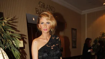 Drama Andreei Banica! Tine de 12 ani incuiate in pod lucrurile parintilor ei morti si nu are puterea sa umble in ele