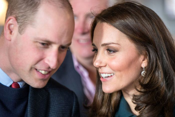 Prințul William și Kate ar fi trebuit să zboare cu “elicopterul morții”. Cum au scăpat cu viață
