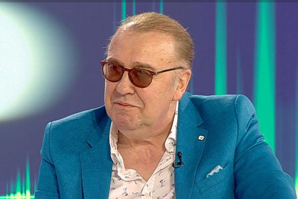 Gabriel Cotabiță s-a mutat la marginea capitalei și-și vede foarte rar fiicele/ Sursă foto: CANCAN.RO