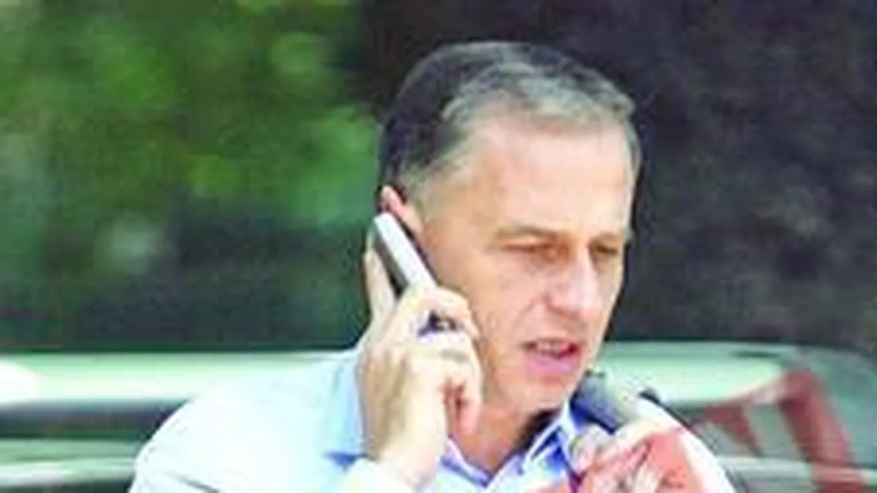 Strategia lui Iliescu & Nastase: Geoana pica odata cu motiunea