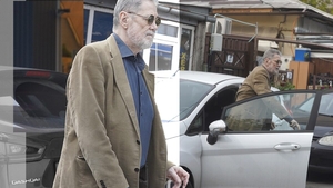 Ce apariție pentru “Mister”, aproape de stadionul Dinamo! Cornel Dinu, stil, eleganță și rafinament în Floreasca