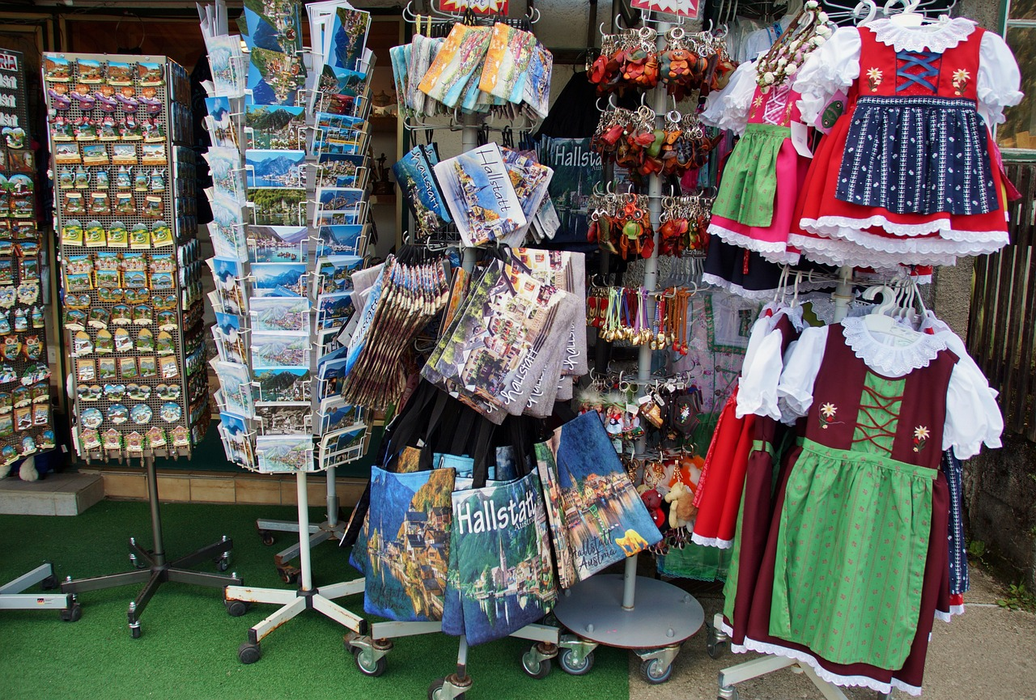 Magazin de suveniruri magnetice (Foto: Pixabay)