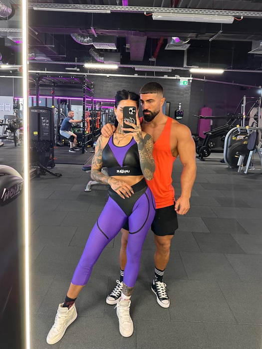 Claudia și Beni împart pasiunea pentru fitness.